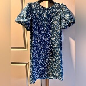 Blue floral loose knee length dress